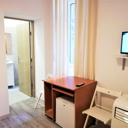 Апартаменти Studio Piata Amzei 1 Бухарест Екстер'єр фото